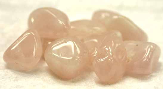 ROSE QUARTZ Tumbled Stone