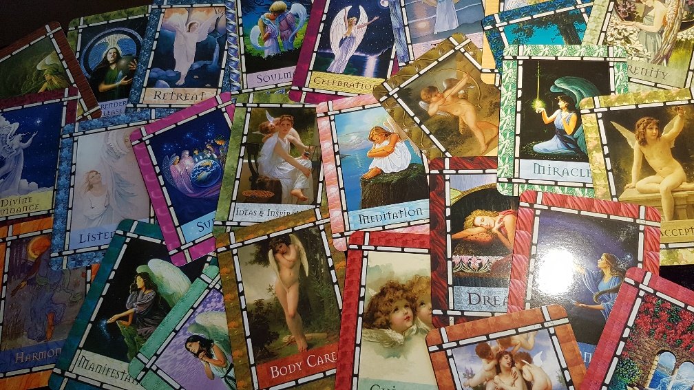 PRELOVED Healing with the Angels Oracle Cards - Doreen Virtue